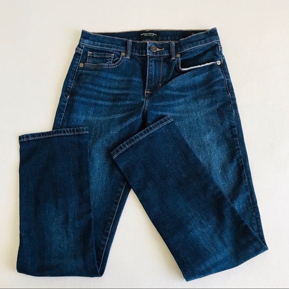 Banana Republic Denim - Banana Republic Blue Girlfriend Jeans Sz 2